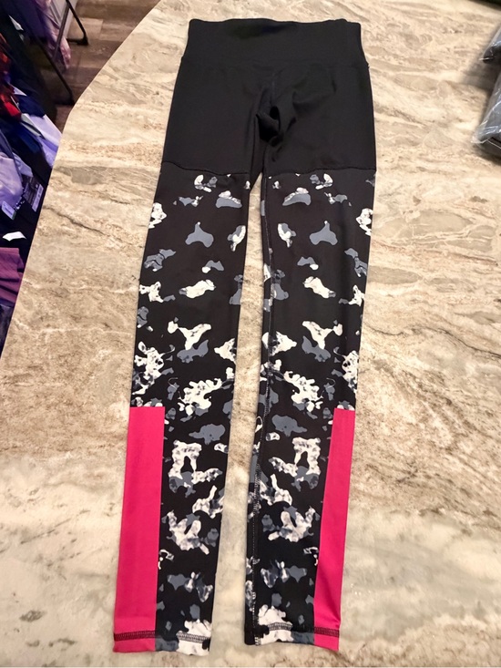 Champion Pants - Champion High Rise Abstract Print Leggings Women’s Small Black Pink